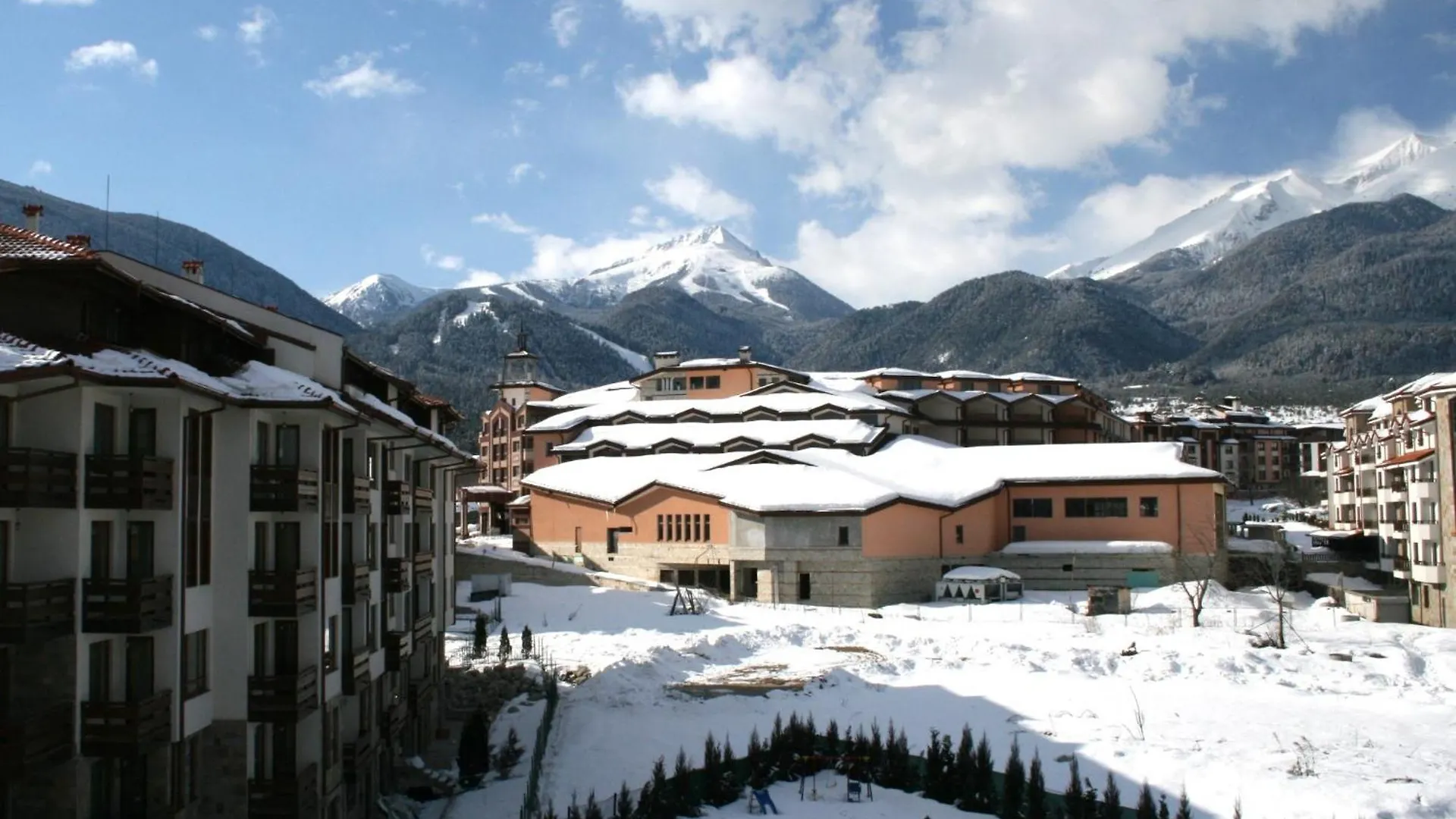 Bansko Ski Apartments in Bansko Royal Towers